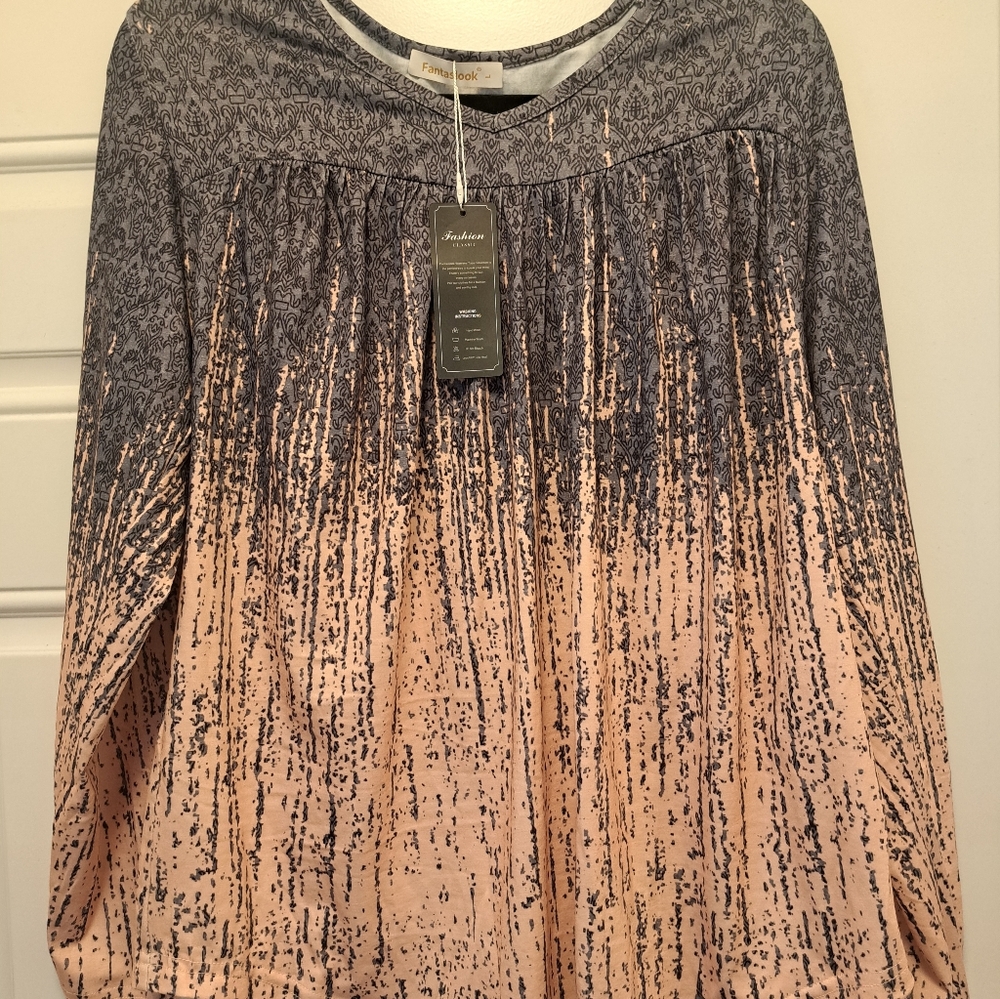 Fantaslook Women's Gray Black Paisley Pleated Tunic Blouse Top Size L NWT